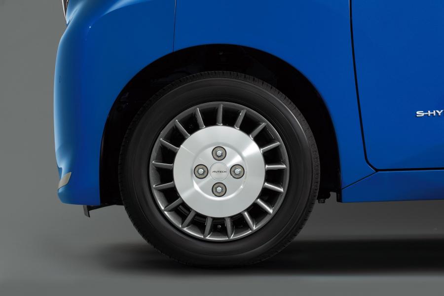 Колеса Nissan Roox by Autech 2020 года  (фото 3 из 11)